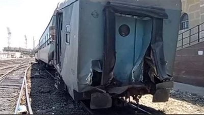 8 مصابين في حادث تصادم جرار بقطار الإسكندرية