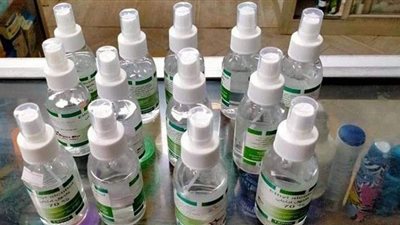 ضبط 26 ألف لتر مطهرات ومنظفات صناعية مجهولة المصدر بالبساتين