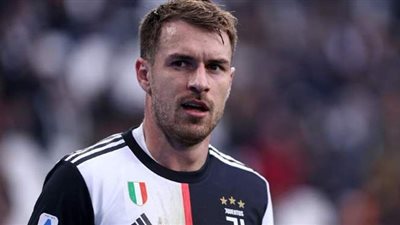 يوفنتوس يسمح برحيل رامزي.. وليفربول يتابع اللاعب