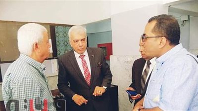 لجنة من التعليم الفني تتابع امتحانات الدبلومات بالإسماعيلية | صور