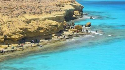 في موسم الصيف.. إيجارات شواطئ مرسى مطروح لـ«الأغنياء فقط».. شاطئ الغرام بـ6 ملايين.. وطرح 20 مترا بـ22 ألف جنيه