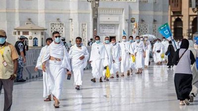 تصل إلى إلغاء الترخيص.. تعرف على عقوبات مخالفة العمل ببوابة العمرة