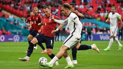 يورو 2020| إنجلترا تتقدم بهدف أمام التشيك في الشوط الأول