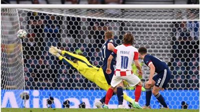 يورو 2020| مودريتش يتقدم لكرواتيا بالهدف الثاني أمام إسكتلندا