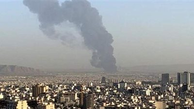 حريق واسع النطاق وسط العاصمة الإيرانية طهران