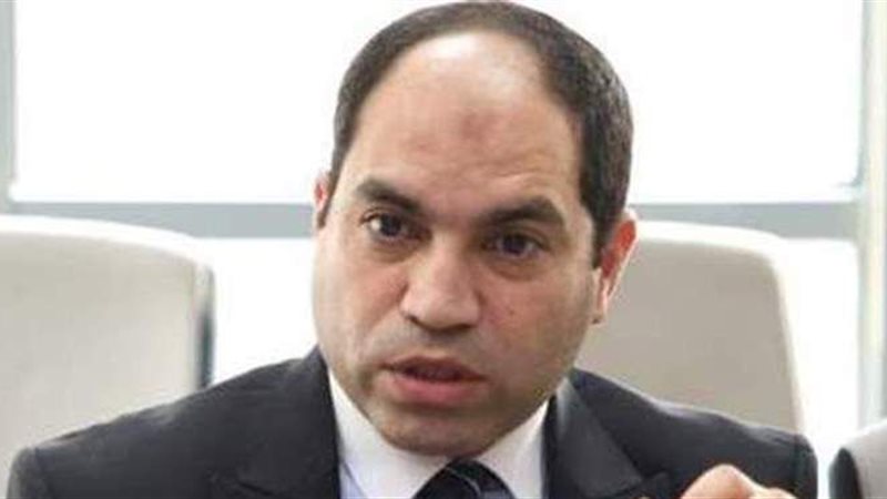 عمرو درويش