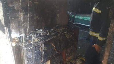 إخماد حريق نشب أعلى عقار مكون من 6 طوابق بالظاهر