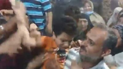 بالطبل البلدي والزغاريد.. استقبال حافل للطفل المختطف بقرية بلجاي في الدقهلية | فيديو