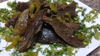 محمر بالزبد والثوم والتوابل.. طريقة عمل الطحال