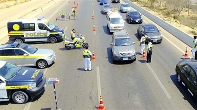 تحرير 5477 مخالفة مرورية متنوعة أعلى الطرق السريعة والصحراوية