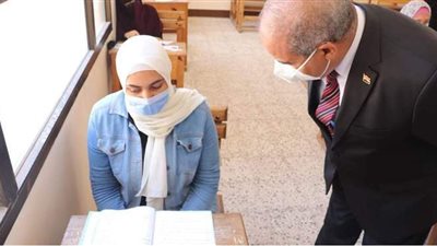 رئيس جامعة الأزهر يتفقد لجان امتحانات الشهادة الثانوية الأزهرية بدمياط