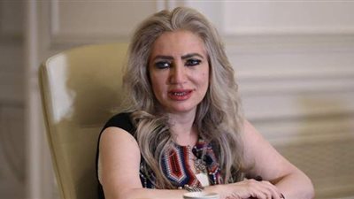 عبير الأنصاري : أسست ناديا للمطلقات بمصر بسبب ظلم الرجال .. ودعوت لتخصيص نصف ثروة الزوج لطليقته إذا أكملا 20 عاما زواجا ( حوار )