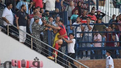اشتباكات وأحداث مؤسفة بعد نهاية مباراة حرس الحدود وكفر الشيخ | صور