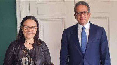 خالد العناني يلتقي وزيرة الدولة بالخارجية الألمانية