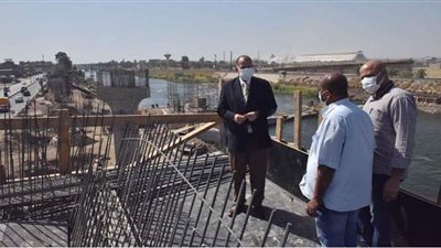 تنفيذ كوبري المدخل العلوي بمنقباد في أسيوط | فيديو