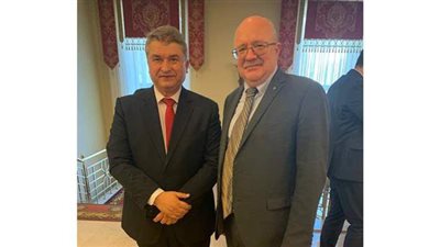 مدير تحديث الصناعة يعقد اجتماعات مع عدد من المسئولين الروس