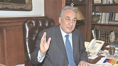 الأموال العامة تحقق في مخالفات مركب عاشور.. نقيب المحامين السابق اشتراها بـ2 مليون وبيعت خردة.. والنقابة: غير صالحة للاستخدام