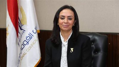 القلينى تهنئ مايا مرسي لحصولها على «جائزة إيزيس» في مجال قضايا المرأة