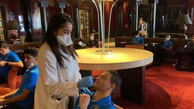 بعثة بيراميدز تجري مسحة كورونا استعدادا لمواجهة الرجاء المغربي | صور