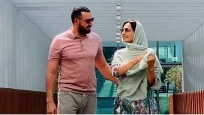 حلا شيحة بالحجاب بعد عرض فيلمها الأخير مش أنا