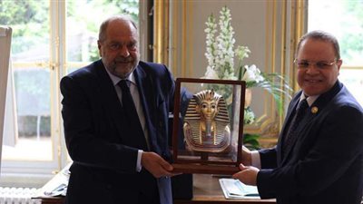 أخبار الحوادث اليوم: النائب العام يلتقي وزير العدل الفرنسي.. وحبس مستريح كفر الشيخ لاستيلائه على 3 ملايين جنيه