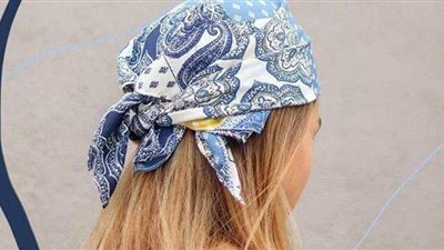 «البندانا» أحدث تريند لإكسسورات الشعر في صيف ٢٠٢١ | صور