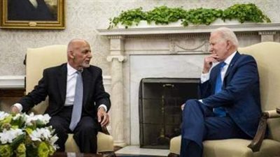 الرئيس الأفغاني ينفي تقديم طلب إلى بايدن لتأجيل الانسحاب الأمريكي