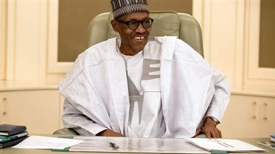 الرئيس النيجيرى يحصل على جائزة 