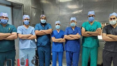 في جراحة نادرة.. زرع شريان صناعي أسفل الكلى لمريض بمستشفى طنطا التعليمي