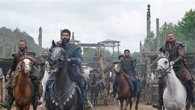 بوراك أوزجيفيت بطل قيامة عثمان أكثر شعبية على إنستجرام من أرطغرل