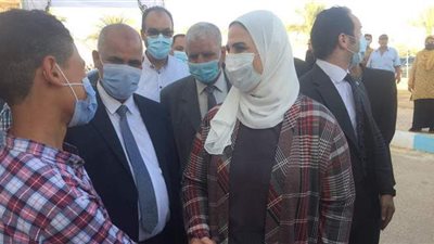 وزيرة التضامن تتفقد دار أيتام مطروح وتلتقى الأطفال | صور