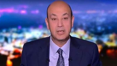 عمرو أديب عن محمد شريف: مخيف حريف بياكل بلوبيف | فيديو