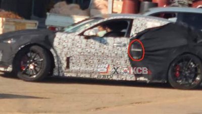 كيا تطلق سيارتها الهيدروجين ​​بمحرك وسطي وهيكل ستينجر