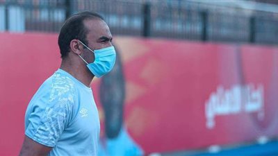 عبد الحفيظ يفرض حظرا إعلاميا على لاعبي الأهلي