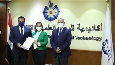 وزير التعليم العالي يُكرم الفائزين في معرض جنيف الدولي للاختراعات