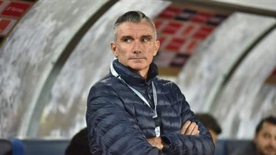 مران الزمالك.. كارتيرون يعقد جلسة مع اللاعبين