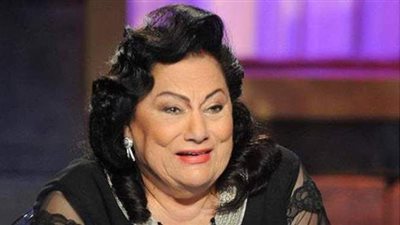 في حوار نادر لها.. اعتماد خورشيد تكشف قصة زواجها والمحطات الفنية في حياتها