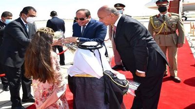 السيسي يصل القاهرة عقب المشاركة في القمة الثلاثية ببغداد