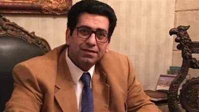 خبير يرصد فوائد الاستثمار في البورصة