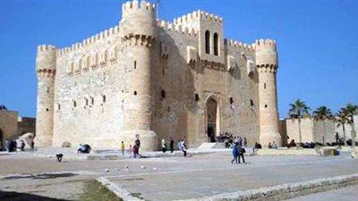 قلعة قايتباي في الإسكندرية.. جلسة التصوير بـ 800 جنيه للساعه