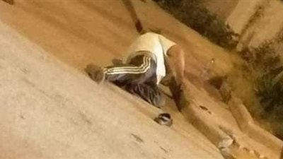 مشهد مبكي.. تونسي يلفظ أنفاسه الأخيرة أمام مستشفى باحثا عن جرعة أكسجين