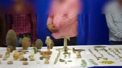 حسن راتب ينكر اتهامات الإتجار بالآثار وتمويل صفقات نائب الجن علاء حسانين