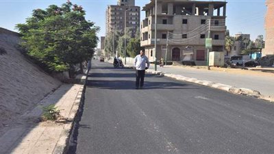 محافظ أسيوط يتفقد أعمال رصف شوارع ديروط | فيديو