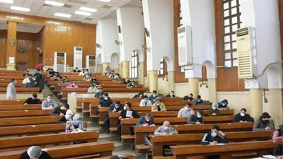 جامعة القاهرة تواصل امتحانات نهاية العام الدراسي