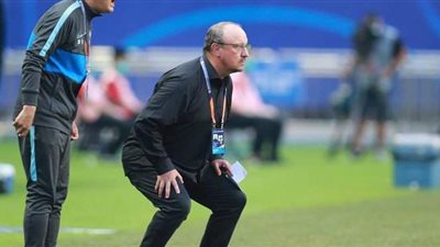 بسبب ليفربول.. جماهير إيفرتون تهدد بينيتيز لعدم تدريب الفريق