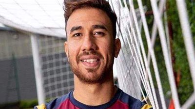 تريزيجيه يغازل جماهير القلعة الحمراء.. والأهلاوية يطالبونه بالعودة للنادي