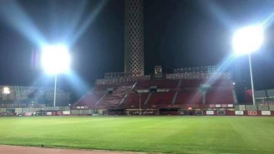 الخطيب يفتتح ملعب التتش بعد التجديد