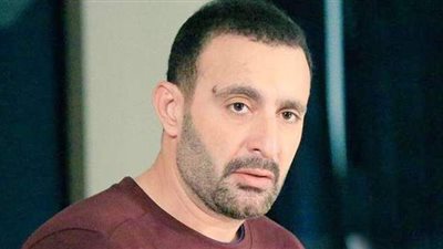 أحمد السقا سائق تاكسي في فيلم 200 جنيه