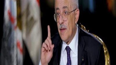 طارق شوقي يحذر طلبة الثانوية العامة من التلاعب في أجهزة التابلت