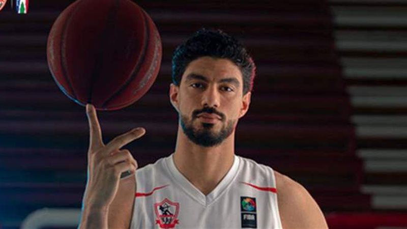 أنس أسامة لاعب الفريق